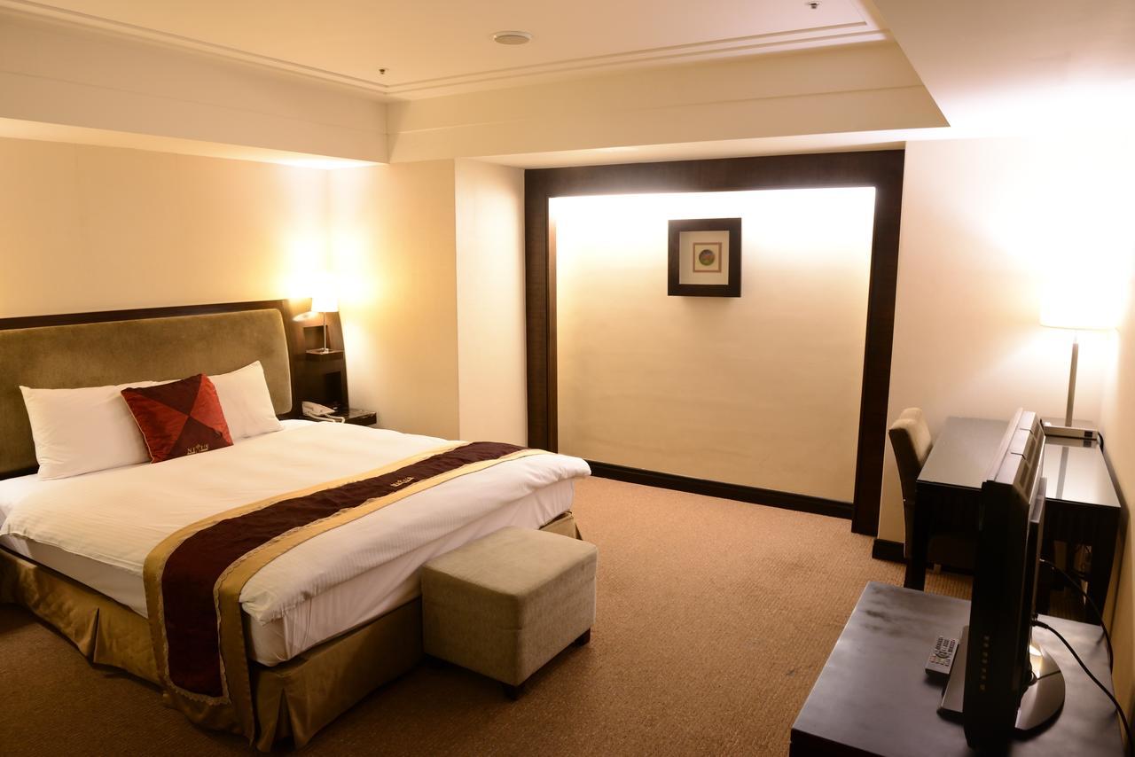 Nisus Hotel Taipei Exterior foto